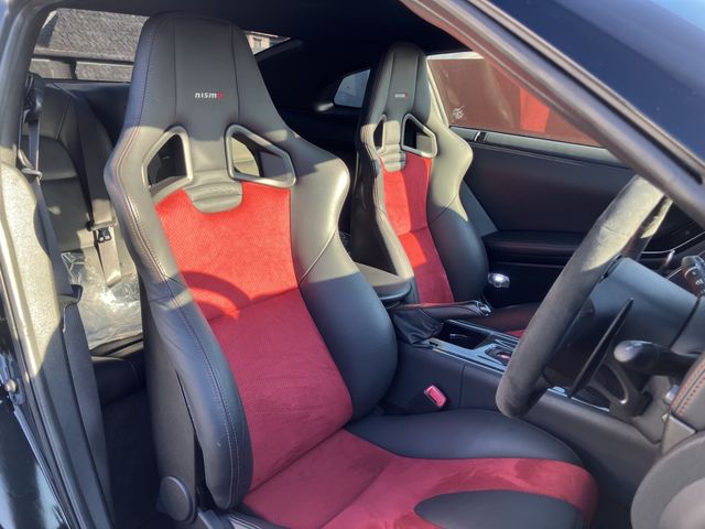 NISSAN GT-R 2015 Image 31