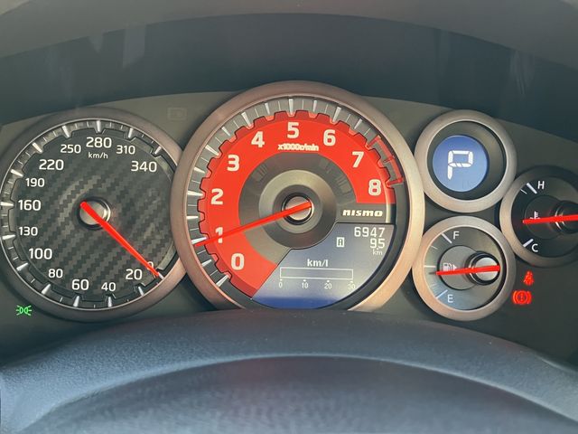 NISSAN GT-R 2015 Image 31