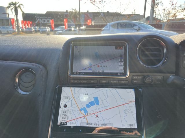 NISSAN GT-R 2015 Image 31