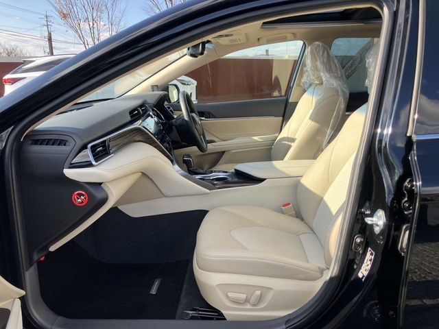 TOYOTA CAMRY HYBRID 2018 Image 31