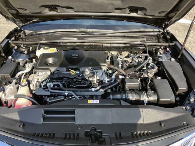 TOYOTA CAMRY HYBRID 2018 Image 31
