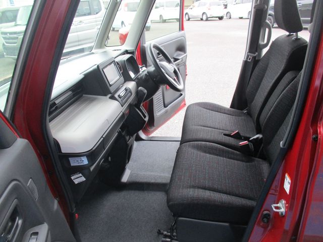 SUZUKI SPACIA 2018 Image 31