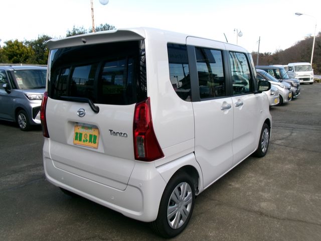 DAIHATSU TANTO 2025 Image 31