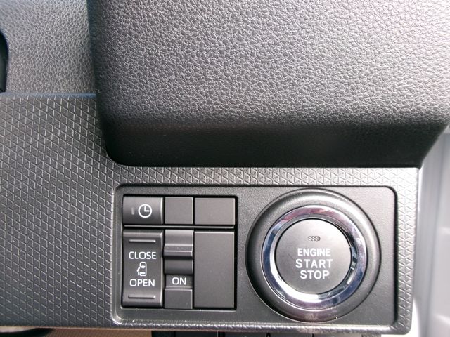 DAIHATSU TANTO 2025 Image 31