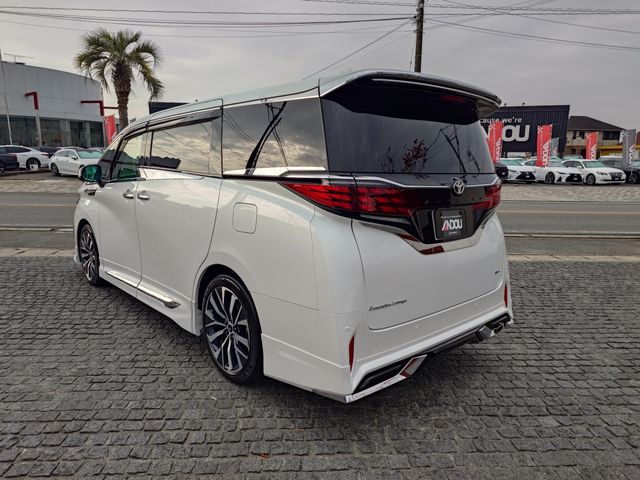 TOYOTA ALPHARD HYBRID 2023 Image 31