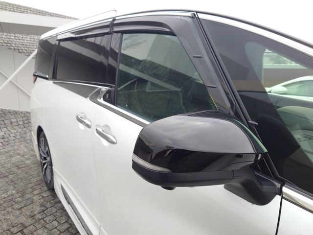 TOYOTA ALPHARD HYBRID 2023 Image 31
