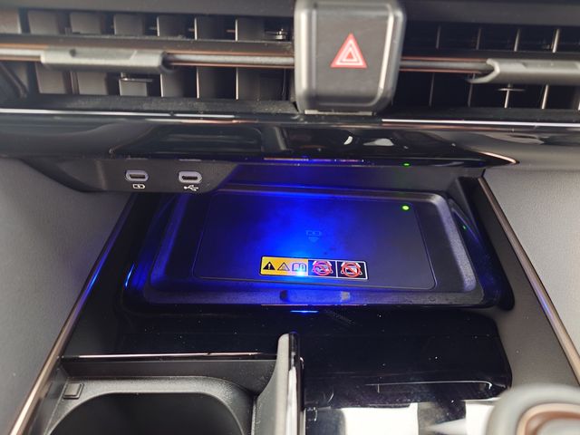 TOYOTA ALPHARD HYBRID 2023 Image 31