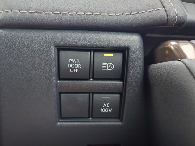 TOYOTA ALPHARD HYBRID 2023 Image 31