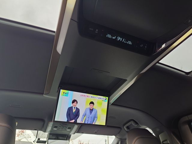 TOYOTA ALPHARD HYBRID 2023 Image 31