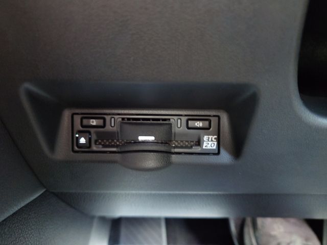 TOYOTA ALPHARD HYBRID 2023 Image 31