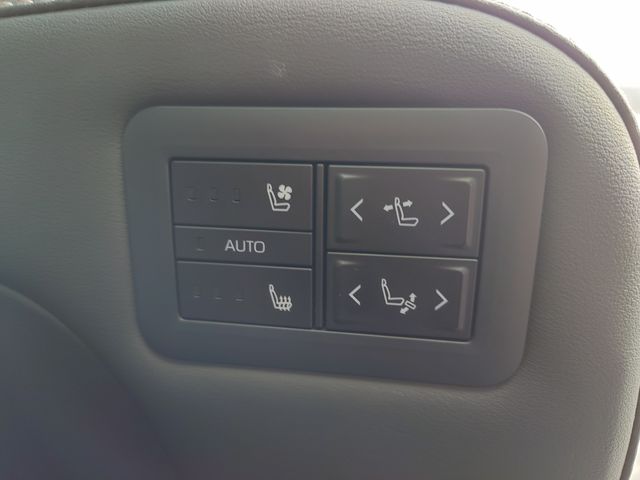 TOYOTA ALPHARD HYBRID 2023 Image 31