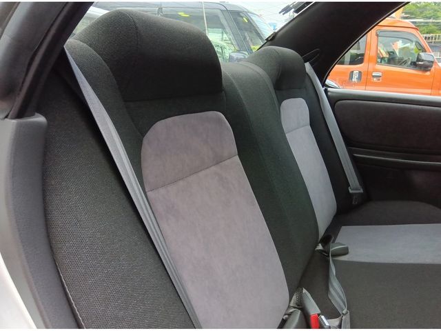 SUBARU IMPREZA WRX 1998 Image 31