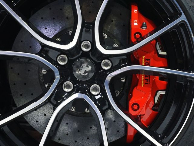 FERRARI 488SPIDER 2018 Image 31