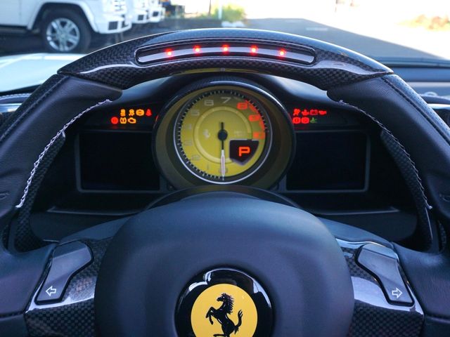 FERRARI 488SPIDER 2018 Image 31