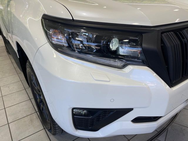 TOYOTA LANDCRUISER PRADO 2023 Image 31