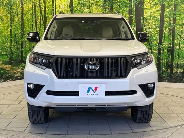 TOYOTA LANDCRUISER PRADO 2023 Image 31