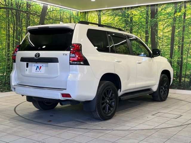 TOYOTA LANDCRUISER PRADO 2023 Image 31