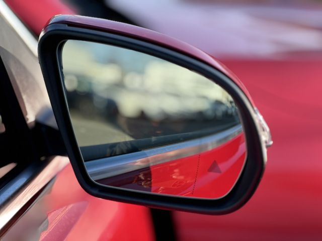 MERCEDES BENZ GLB 2024 Image 31