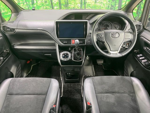 TOYOTA VOXY 2020 Image 31