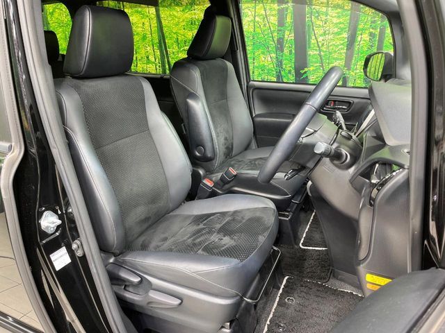 TOYOTA VOXY 2020 Image 31