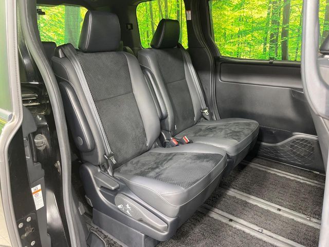 TOYOTA VOXY 2020 Image 31