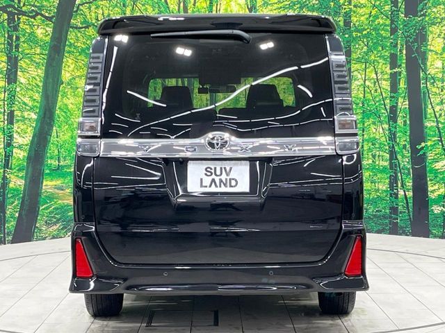 TOYOTA VOXY 2020 Image 31