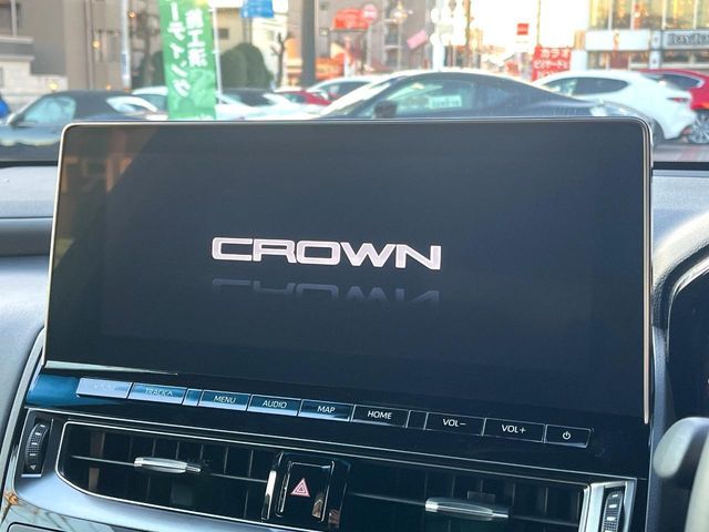 TOYOTA CROWN SEDAN HYBRID 2022 Image 31