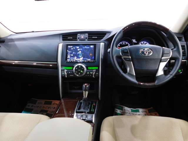 TOYOTA MARK X 2013 Image 31