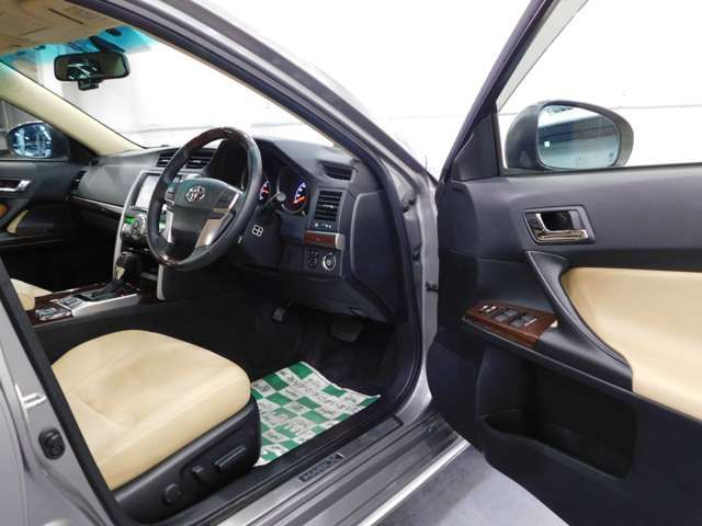 TOYOTA MARK X 2013 Image 31