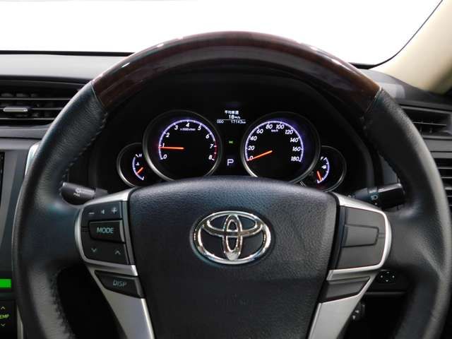 TOYOTA MARK X 2013 Image 31