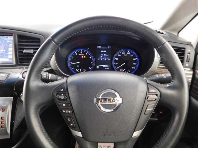 NISSAN ELGRAND 2018 Image 31