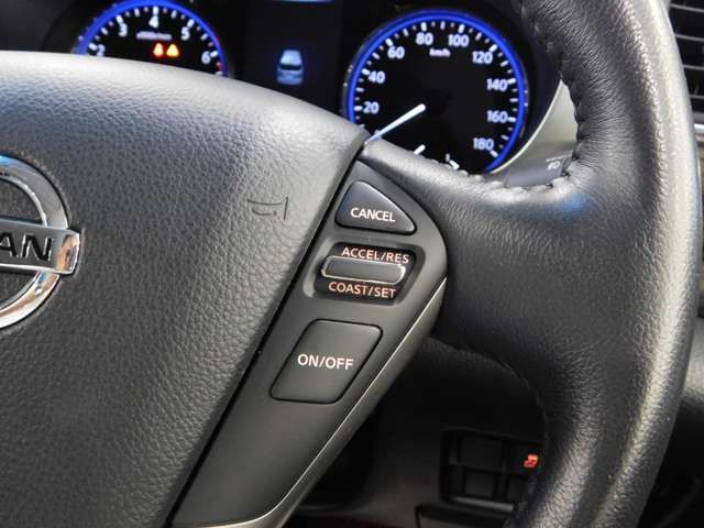 NISSAN ELGRAND 2018 Image 31