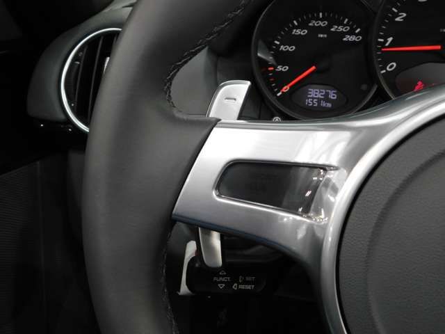 PORSCHE BOXSTER 2011 Image 31