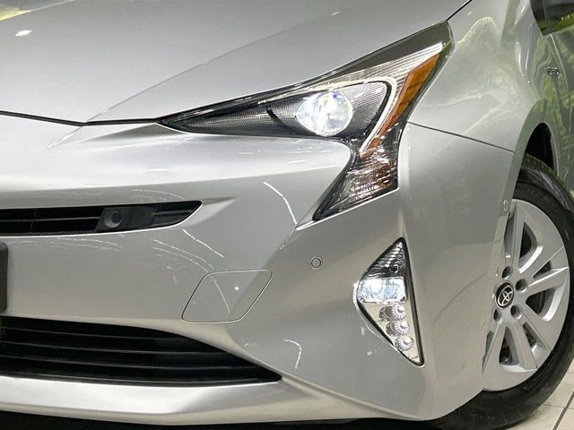 TOYOTA PRIUS 2017 Image 31