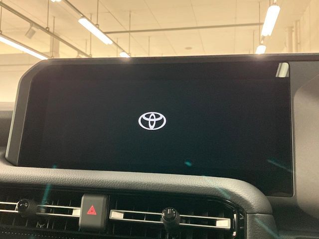 TOYOTA LANDCRUISER 250 2024 Image 31