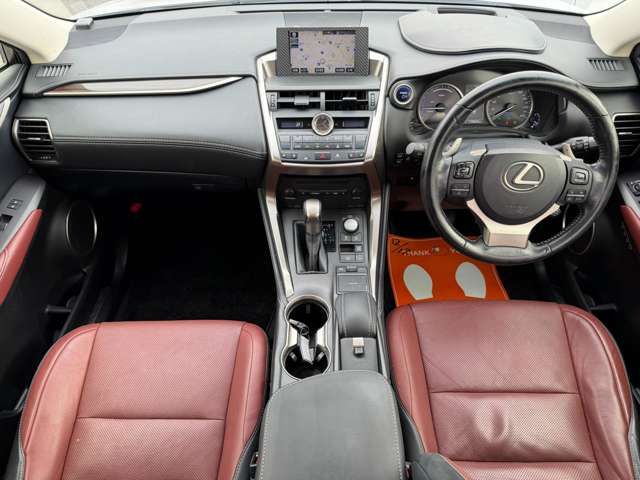 TOYOTA LEXUS NX300H 2015 Image 31