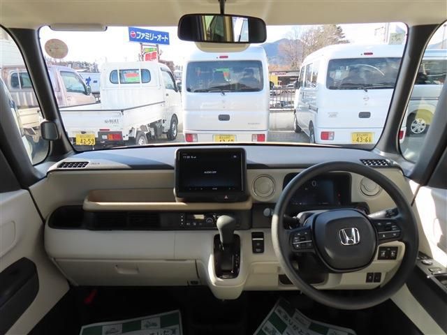 HONDA N BOX 2024 Image 31