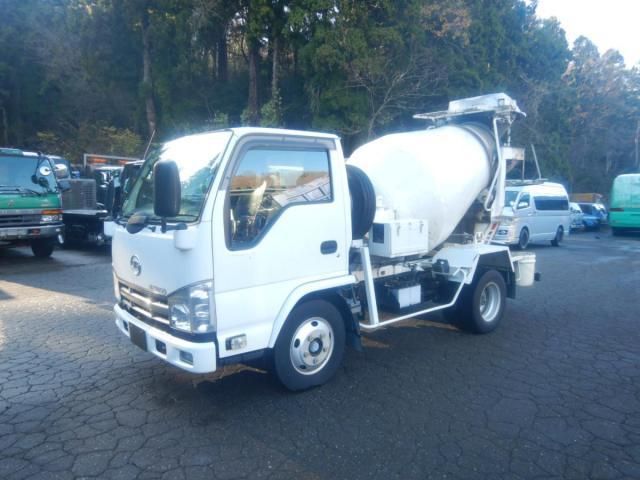 NISSAN DIESEL CONDOR 2012 Image 31