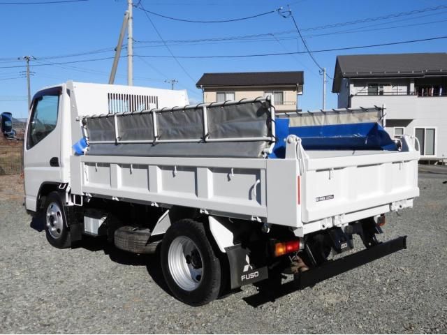 MITSUBISHI CANTER 2017 Image 31