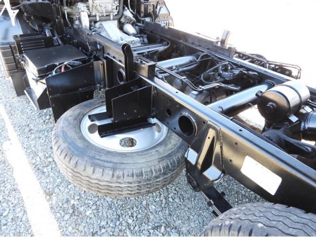 MITSUBISHI CANTER 2017 Image 31