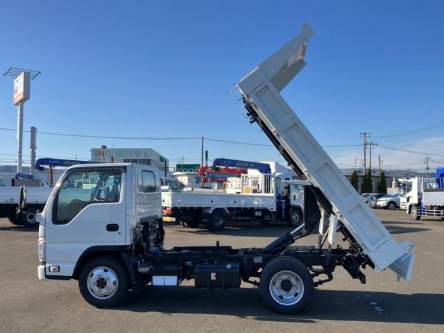 ISUZU ELF 2023 Image 31