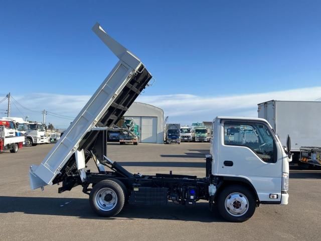 ISUZU ELF 2023 Image 31