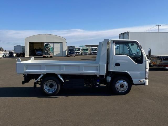 ISUZU ELF 2023 Image 31