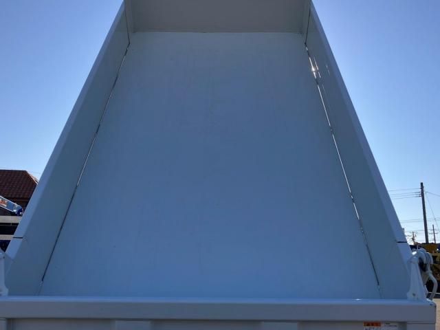 ISUZU ELF 2023 Image 31