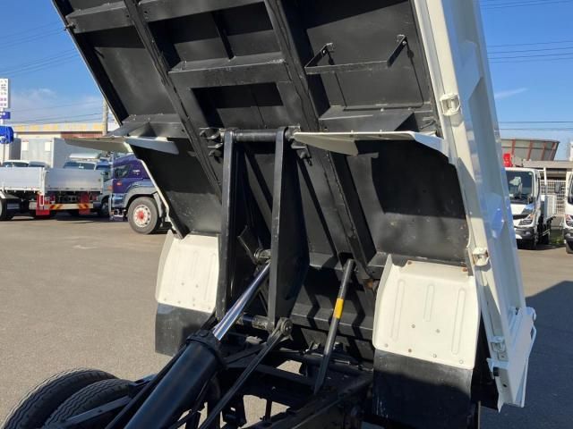 ISUZU ELF 2023 Image 31