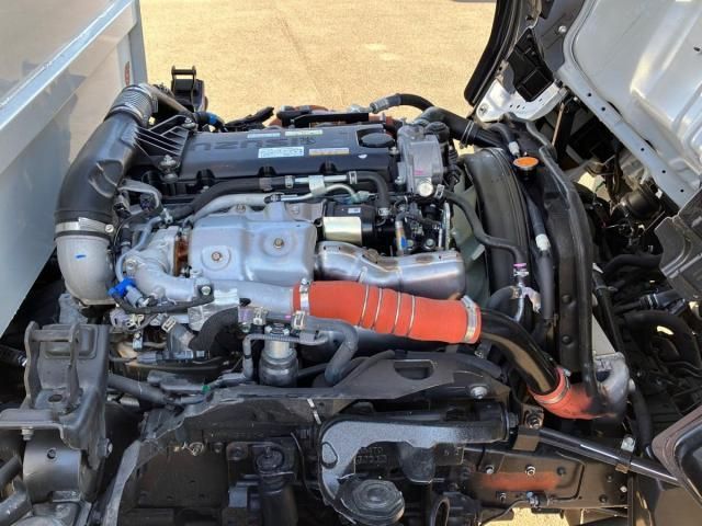 ISUZU ELF 2023 Image 31