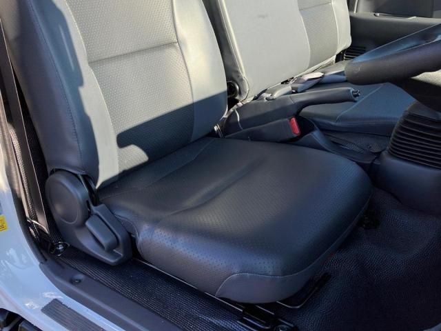 ISUZU ELF 2023 Image 31