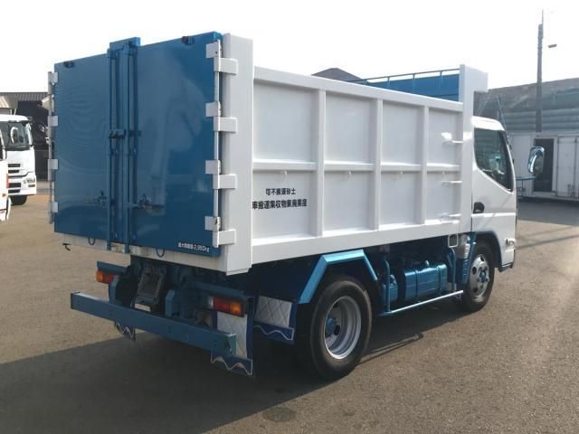 MITSUBISHI CANTER 2022 Image 31