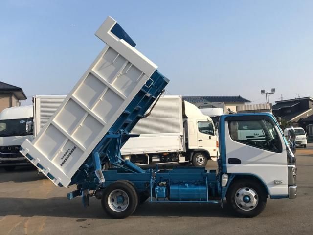 MITSUBISHI CANTER 2022 Image 31