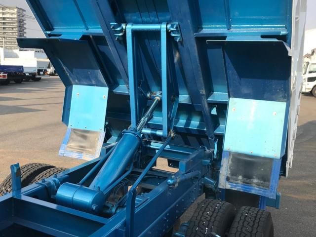 MITSUBISHI CANTER 2022 Image 31